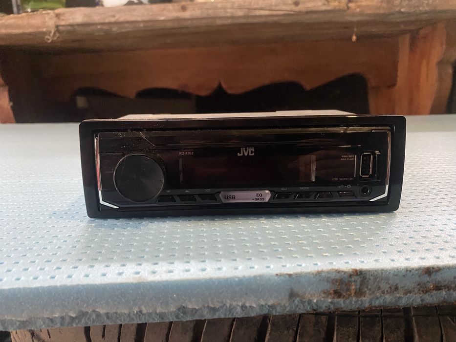 Магнитола JVC в отличном состоянии