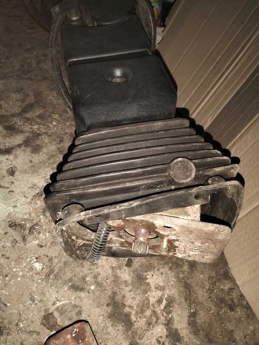 Рульова колонка та насос дозатор