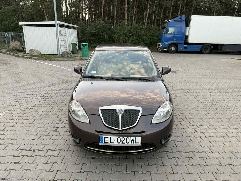 Lancia  Ypsilon zadbana