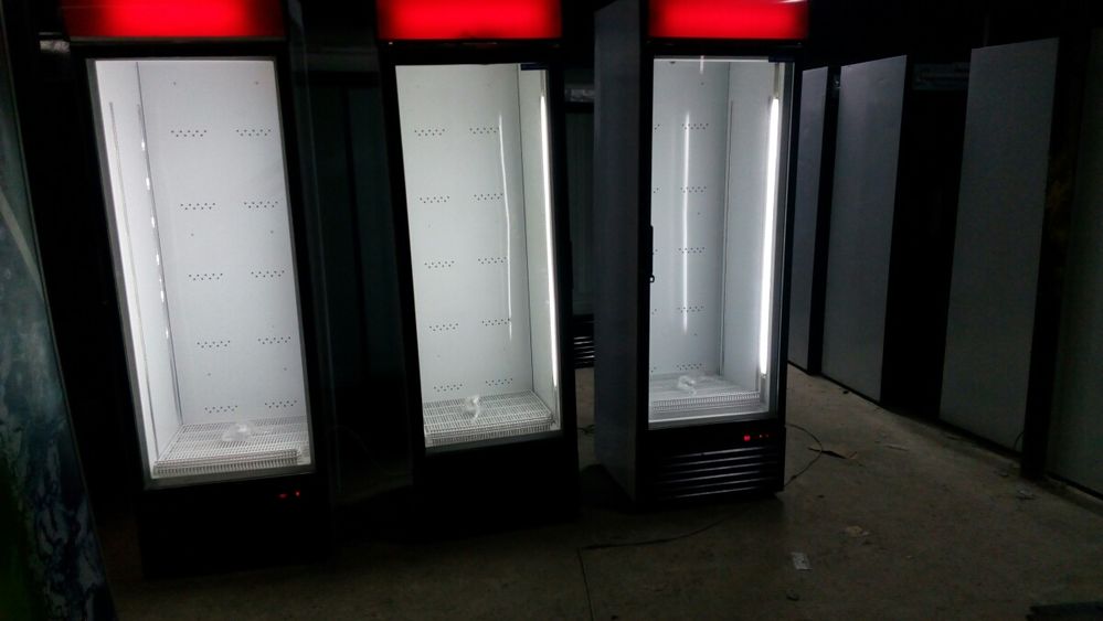 Вітрина холодильна шафа вітрини холодильні витрина холодильная шкаф