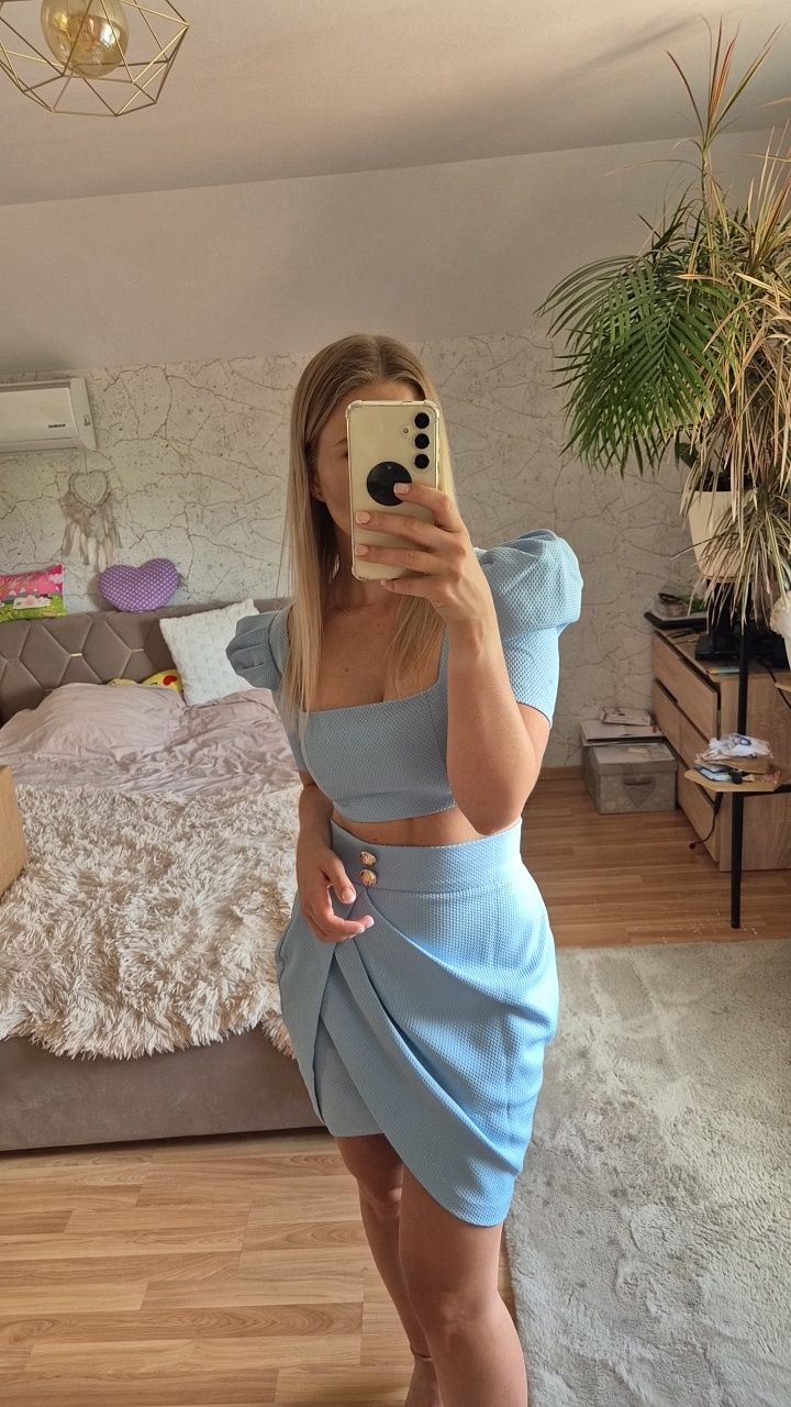 Komplet dwuczęściowy elegancki damski rozmiar S niebieski