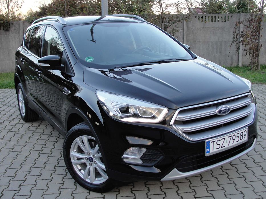Czarna Kuga 1.5 Turbo lift navi* el. klapa* I-ręka