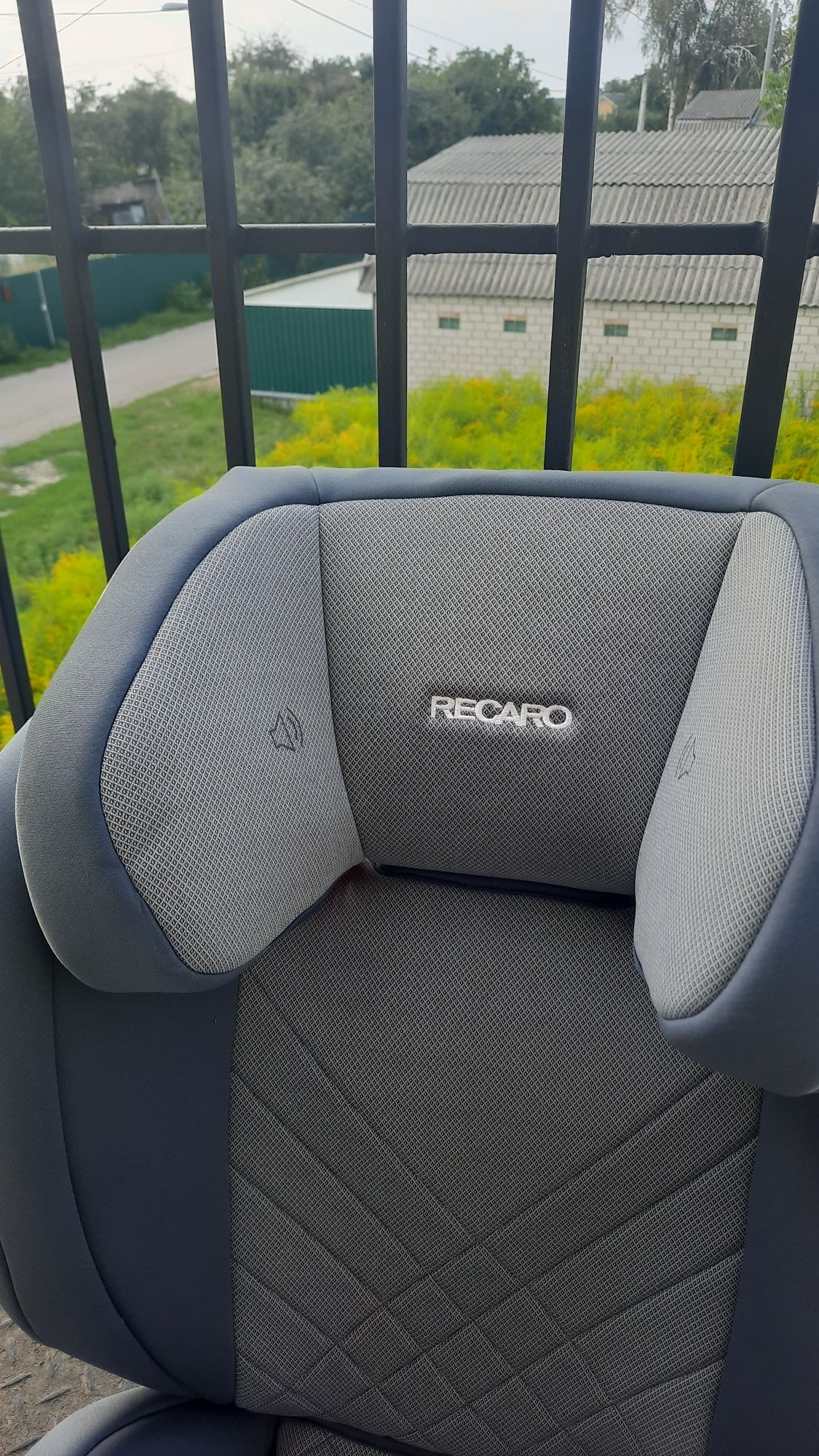 Автокрісло, Автокресло Recaro Monza Nova 2 ТОРГ