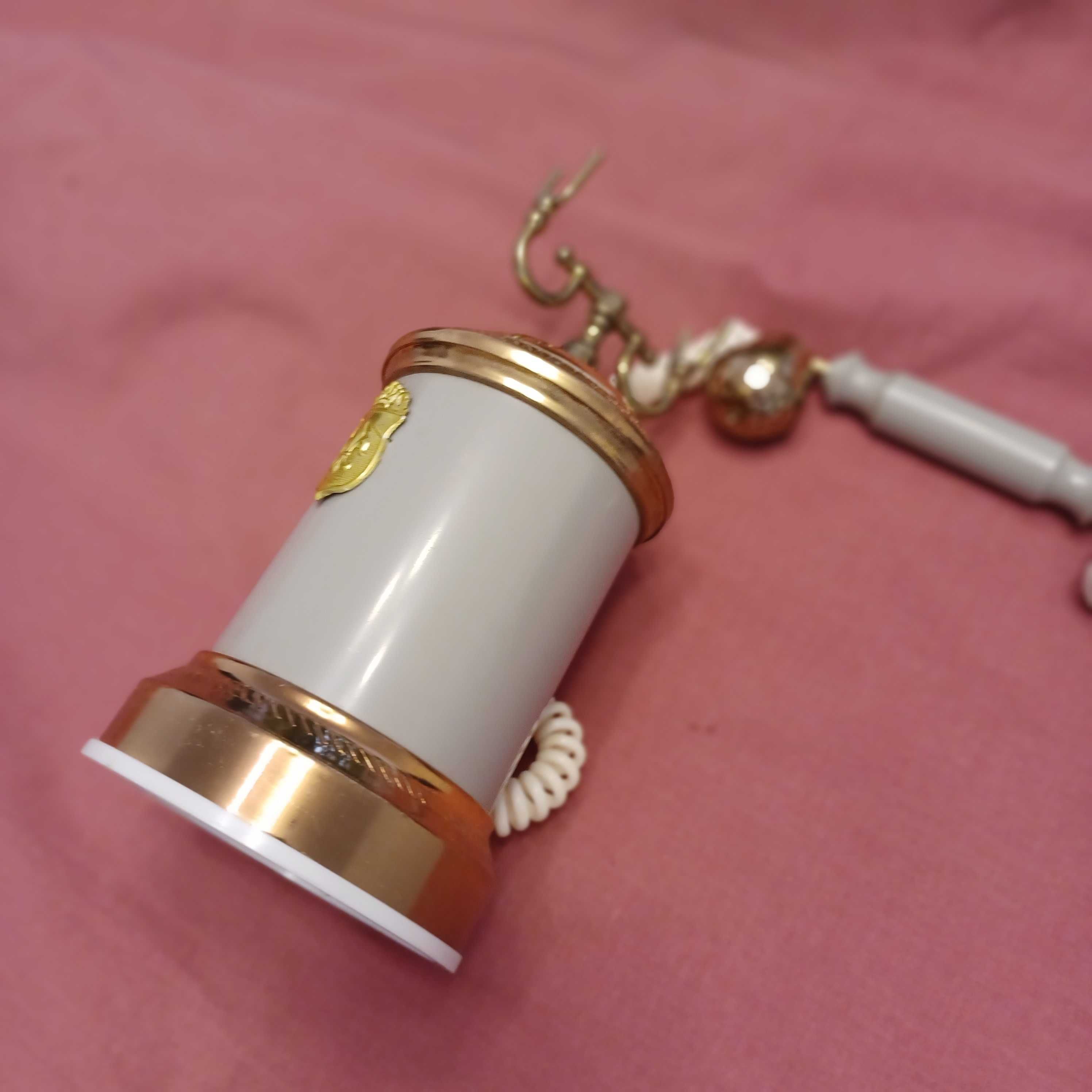 Cigarreira com caixa de musica