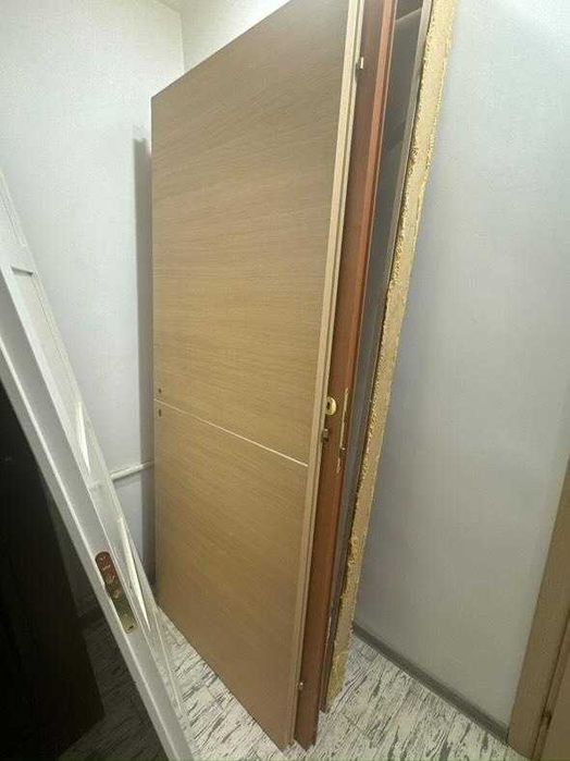 Продам нові італійські двері