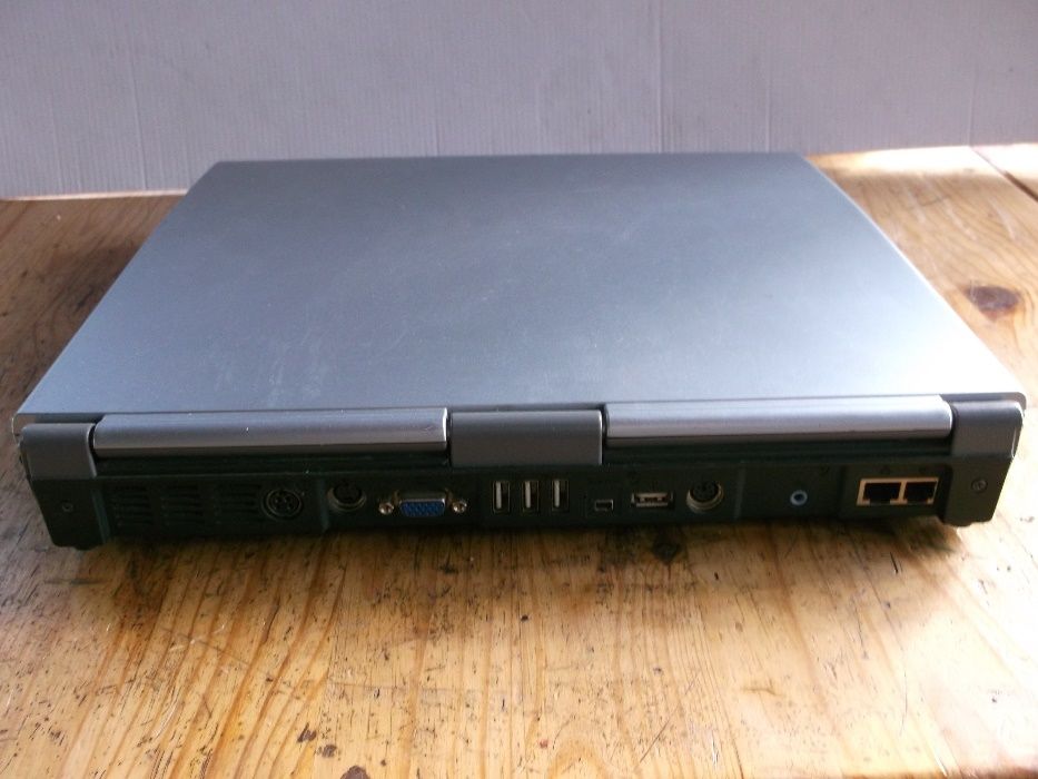 Laptop Medion FID 2130 na części