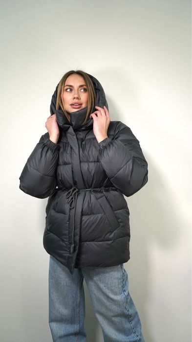 Продам куртку женскую