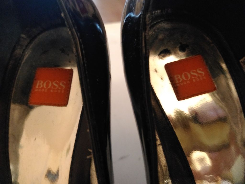 Buty markowe Hugo Boss rozmiar 39