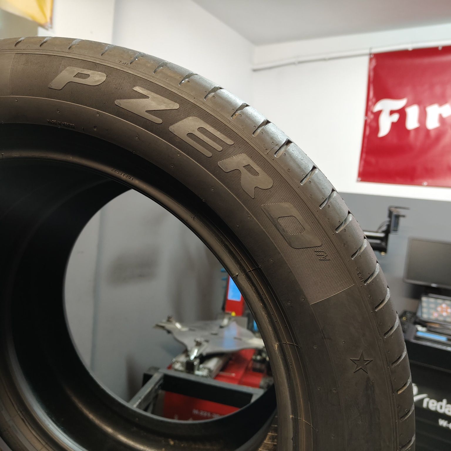 245/50/19 XL Sprzedam parę opon letnich Pirelli
