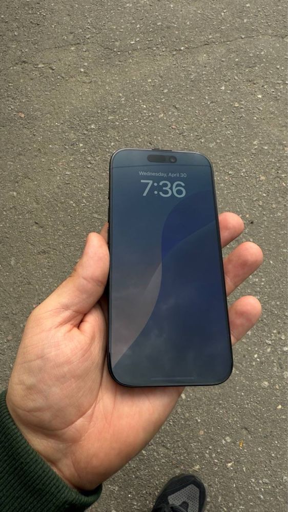 iPhone 16 Pro 128GB Black Titanium eSim
