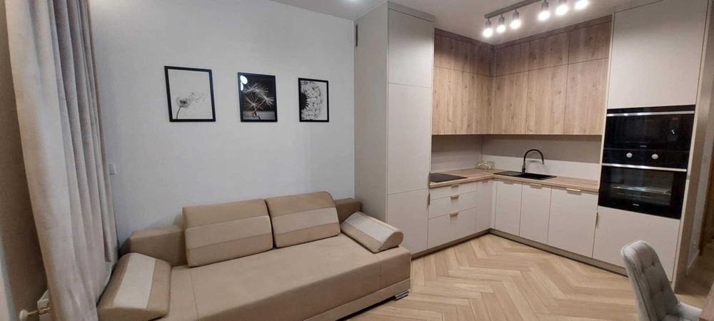 Wynajmę mieszkanie Zamość Fabryczna 3A Parter  48 m2  3 pokoje