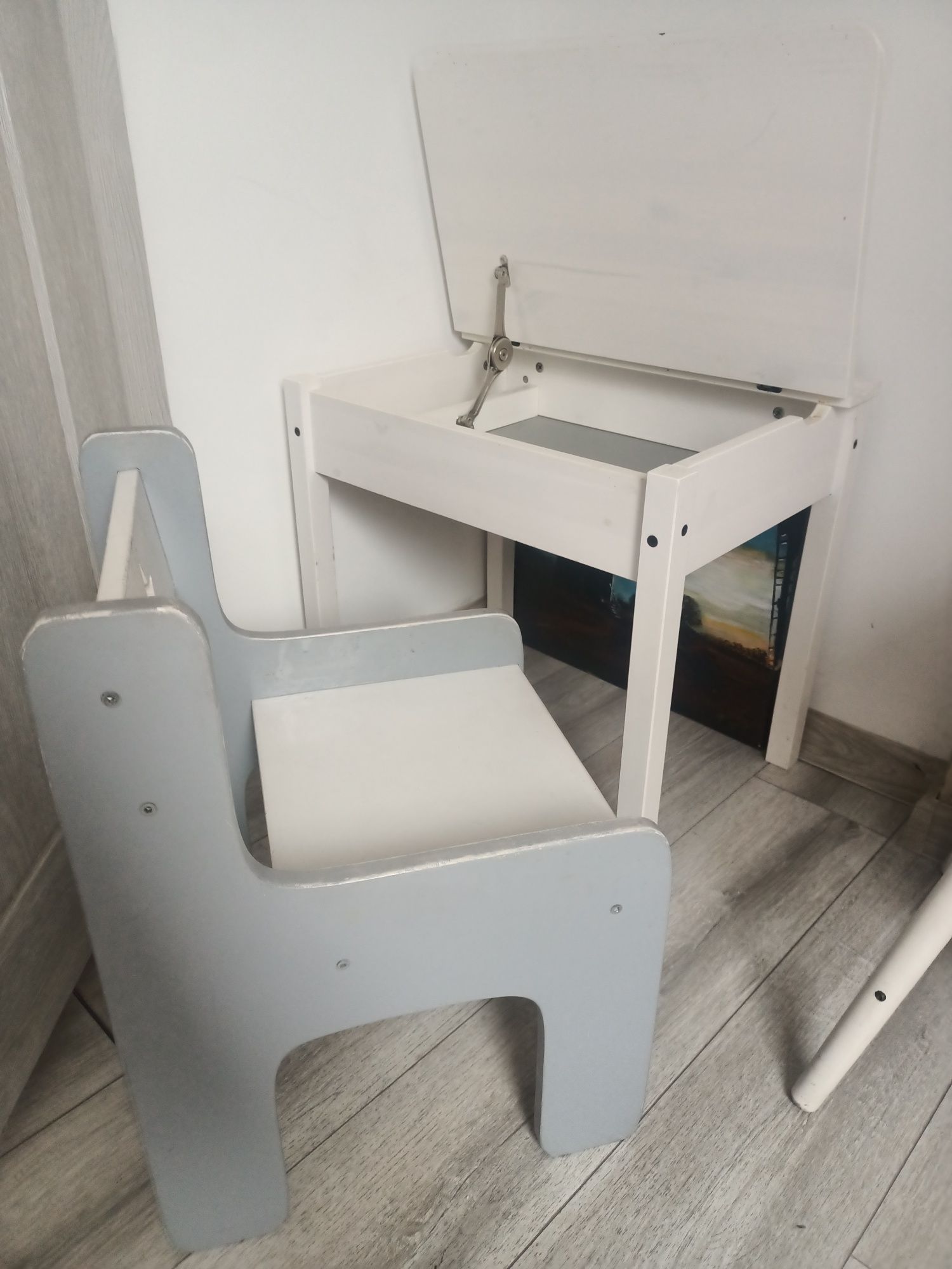 Sundvik biurko+ krzesło 60x45