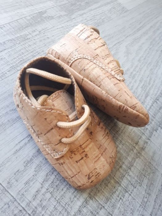 Sapato Cortiça para Recem-Nascido 0-6M n17 (novo na caixa)