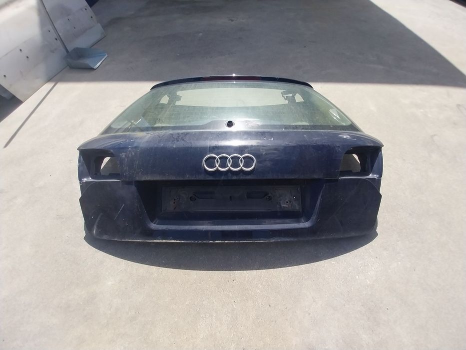 Tampa mala Audi A4 2006