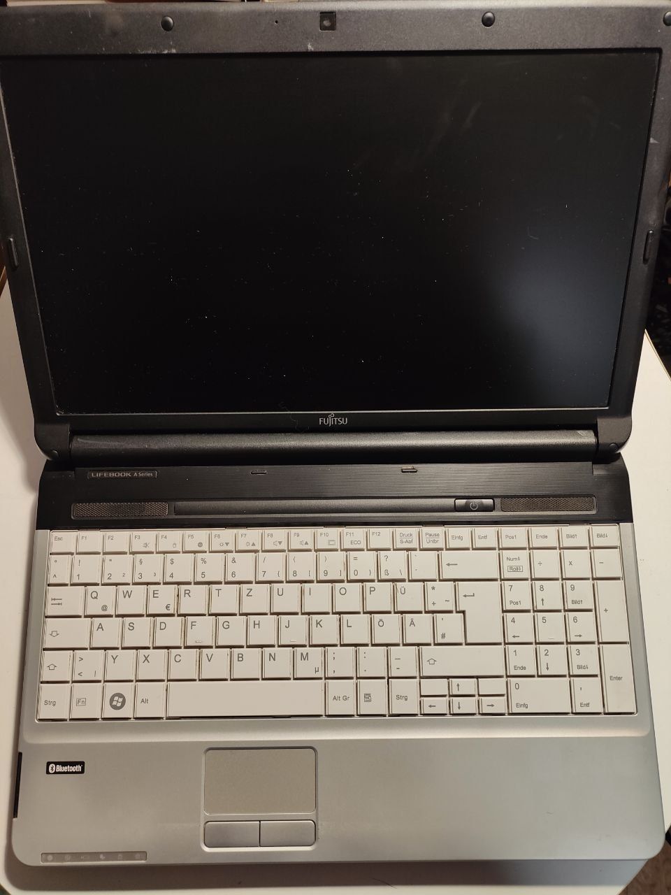 Fujitsu A530 на i3
