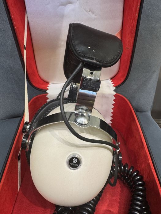 Słuchawki Pioneer SE-50 (lata 70-te XX w.)