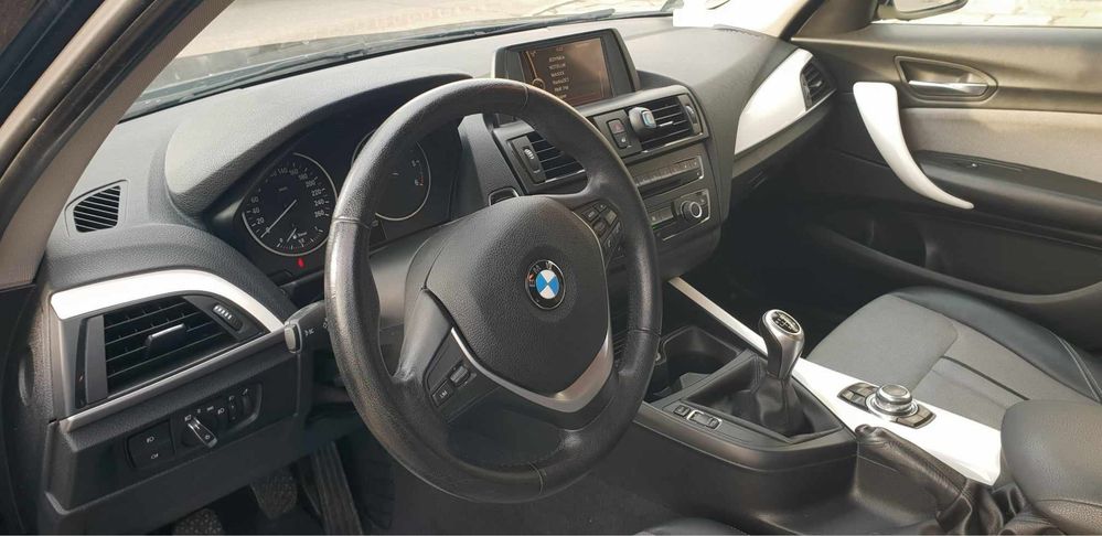 BMW SERIA 1   Urban Line 2.0 diesel