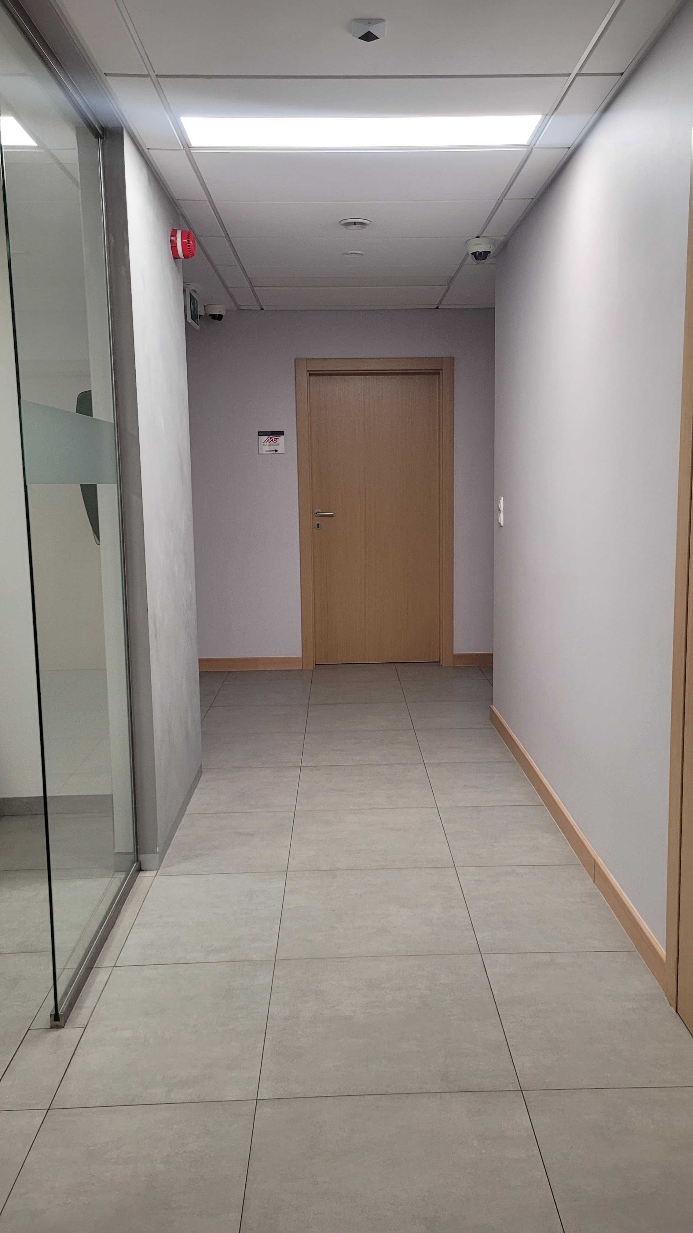 Biuro 15 m2 Gdynia Hutnicza- nowoczesny biurowiec