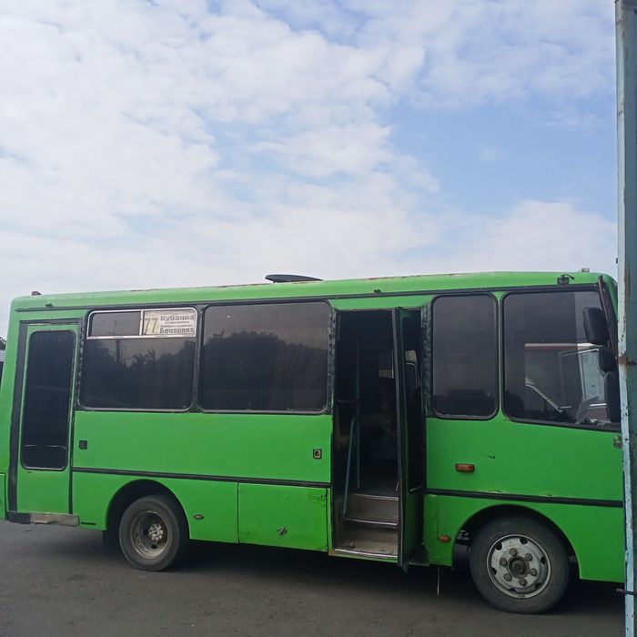 Продам автобус с двигателем и коробкой от Фольксваген лт35 на ходу