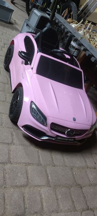 Samochód na akumulator dl dziecka Mercedes
