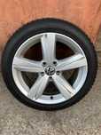 Продам резину зима DUNLOP 225 45 17