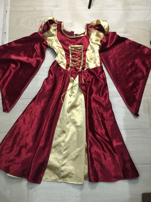 Новорічні костюми супергероїв