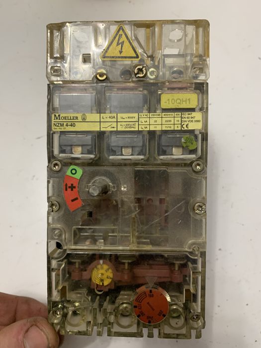 Автоматичний вимикач Moeller NZM4-40 (40A), 3-полюсний