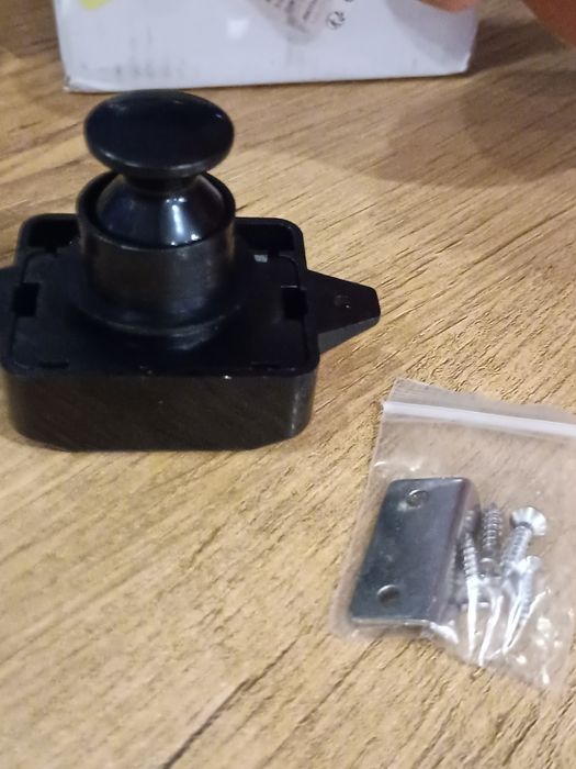 Zamek Przyciskowy Szafki