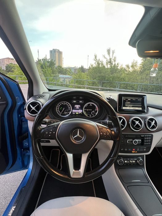 Mercedes B250 electric drive