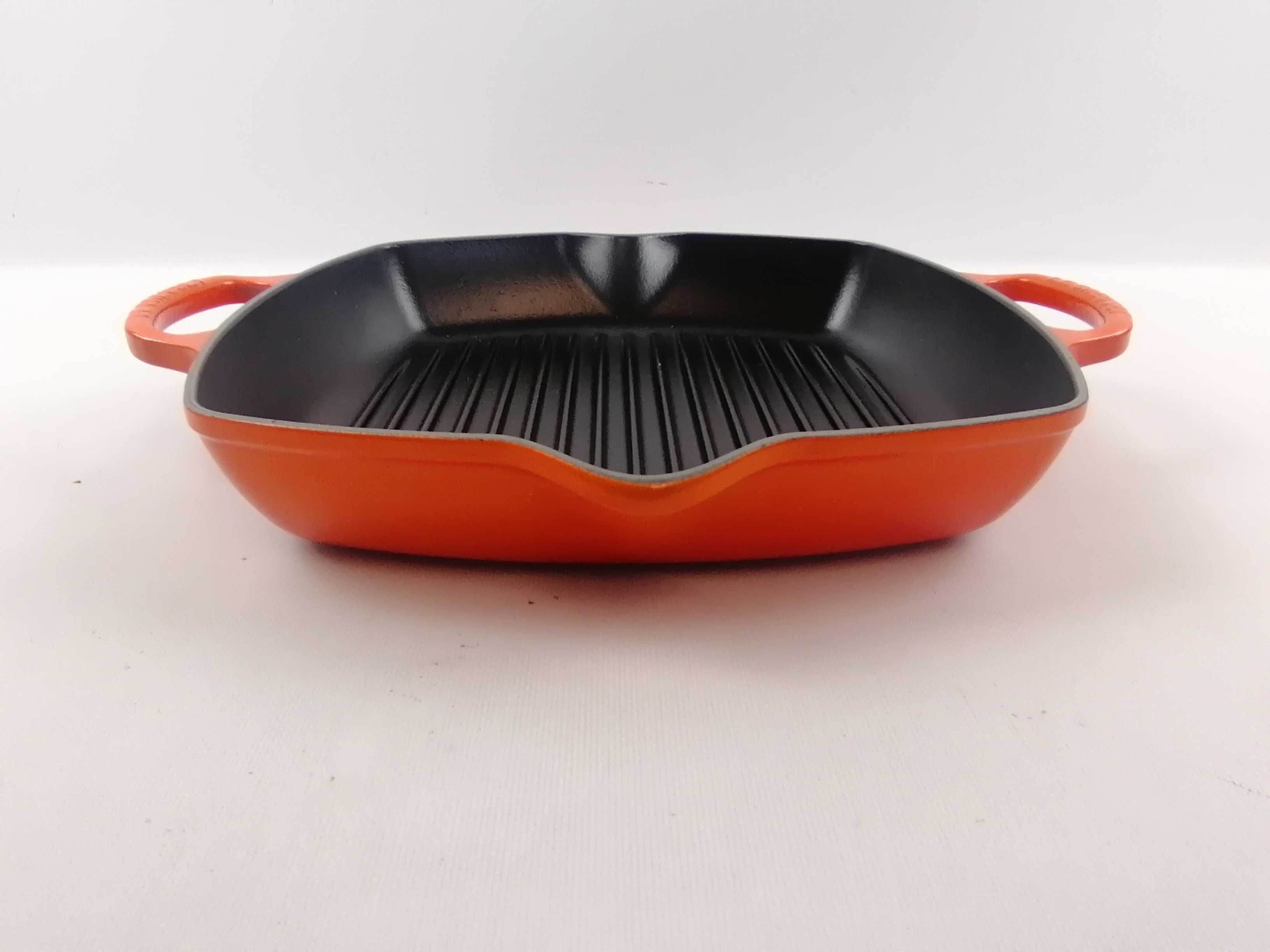 Naczynie grillowe Patelnia żeliwna Le Creuset Signature 30 cm DEFEKT