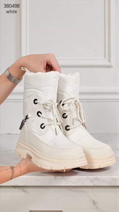 Взуття зимове дитяче ,дутики дитячі