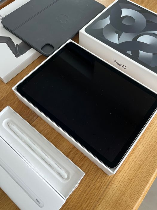 Nowy iPad Air 5 generacja WiFi 64gb