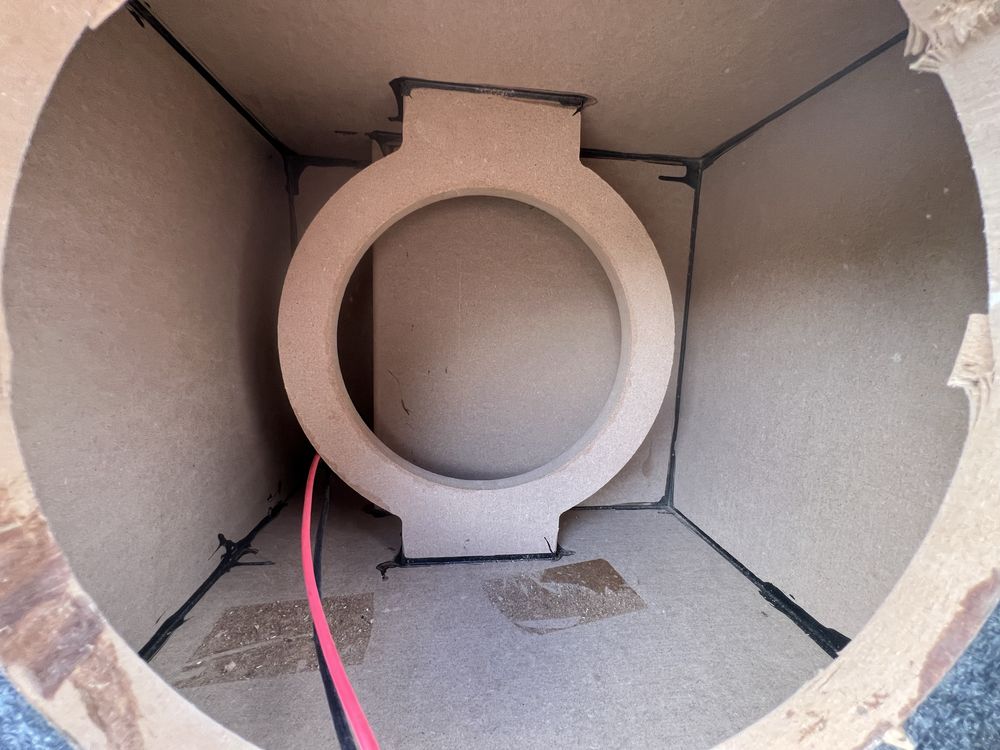 Skrzynia basowa 75L car audio