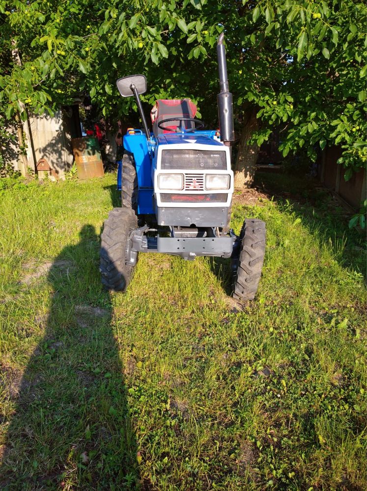 Міні-трактор мітсубісі