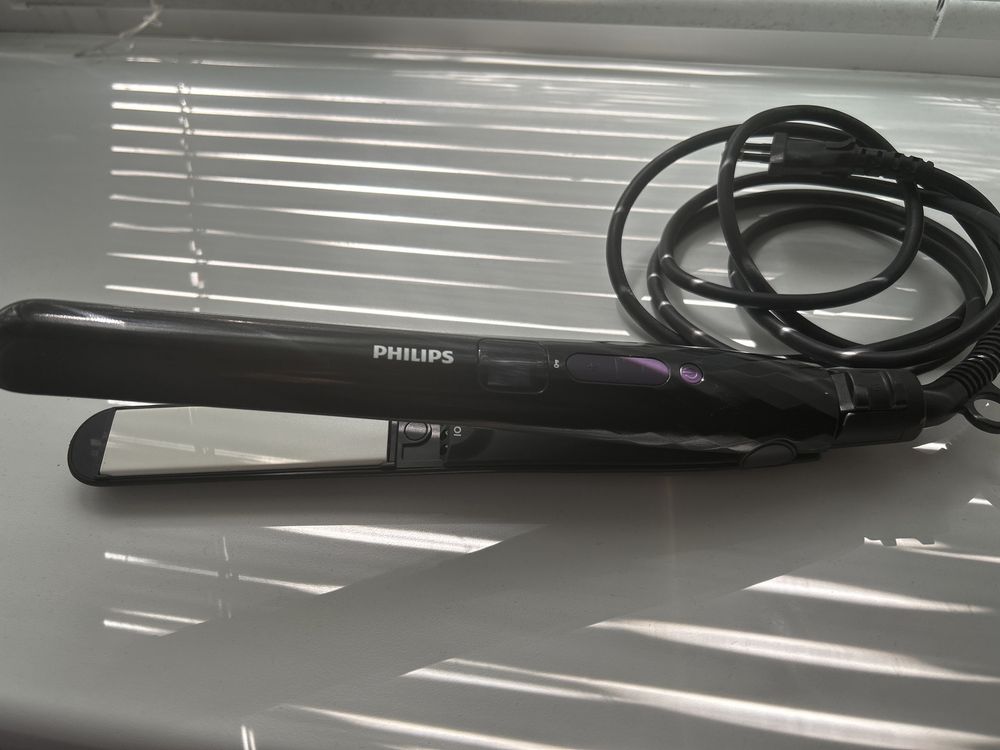 Утюжок Philips