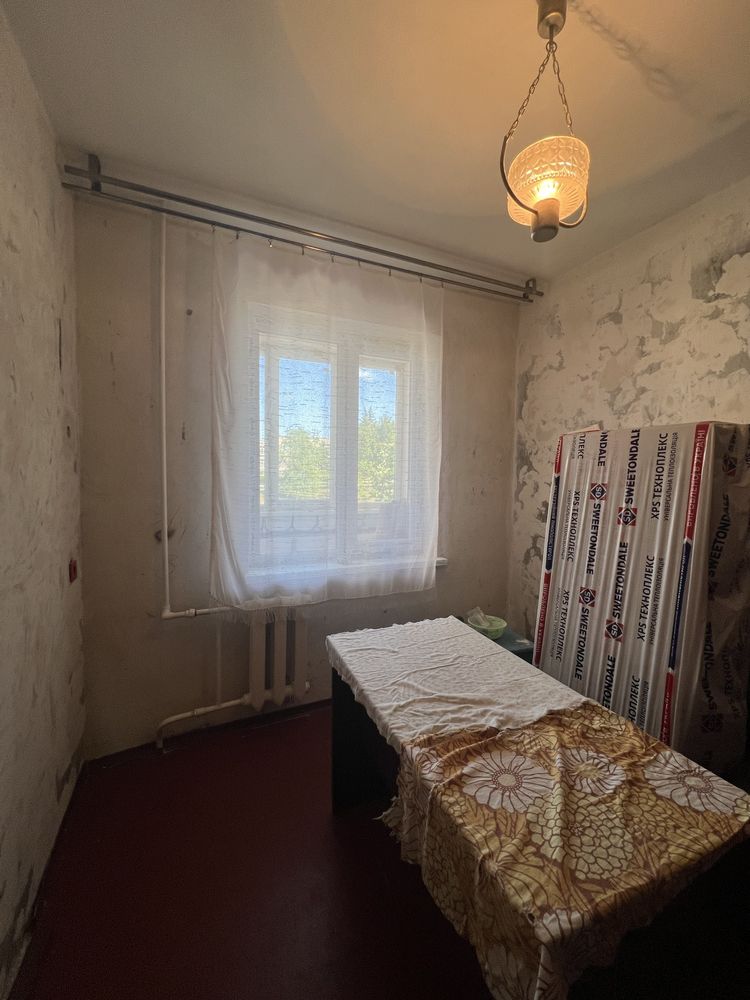 Продам 3 кімнатну квартиру шоссе Миколаівське 11.