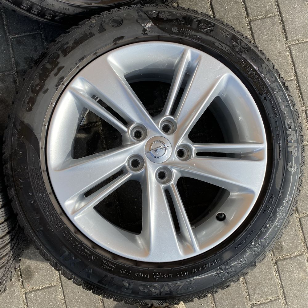 Alufelgi z oponami 225/55 R17 Opel Insignia B Astra J GTC Zafira C