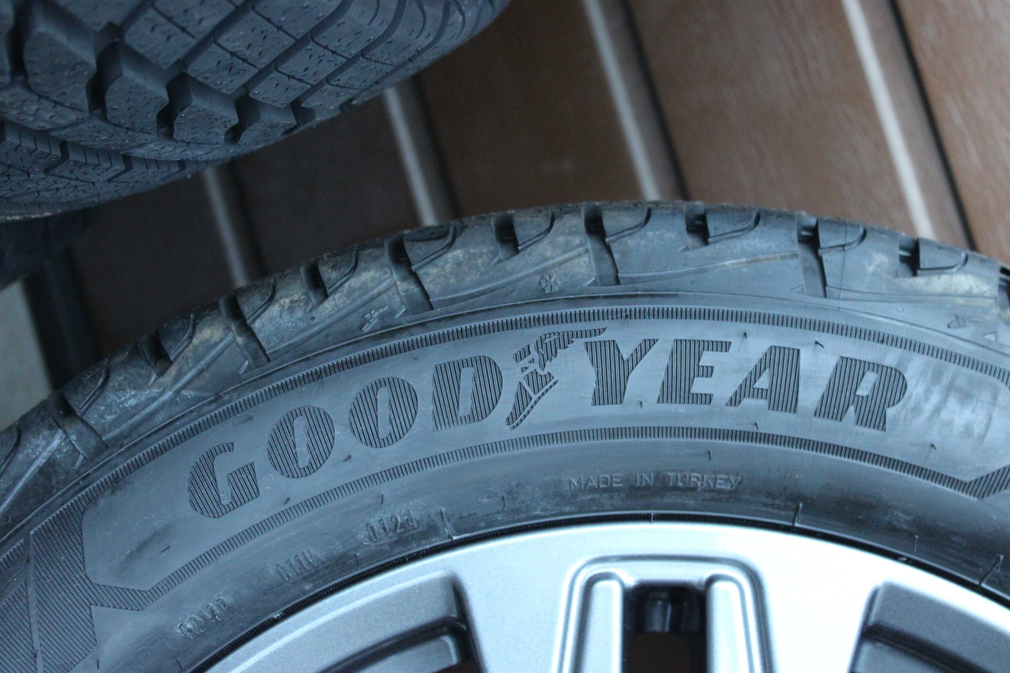 NOWE KOŁA ZIMOWE FORD Turneo Custom 6x120 17'' 6,5J ET50 GoodYear 24r