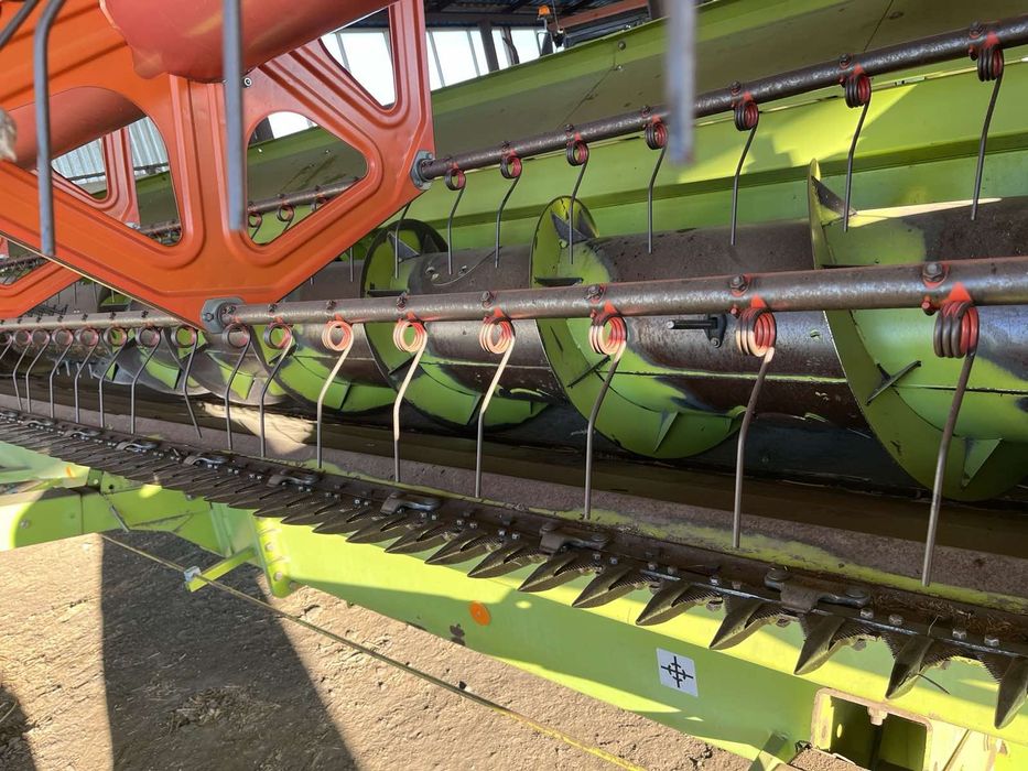 Продам комбайн Claas
