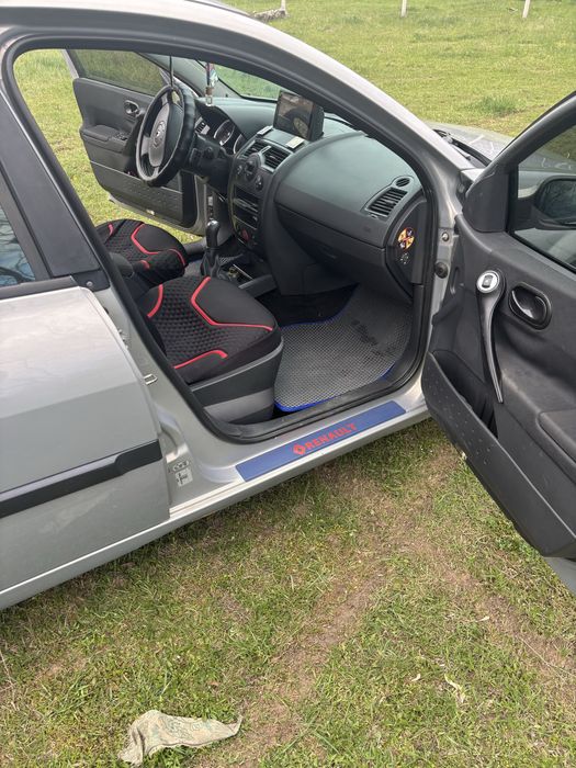 RENAULT megan  2005.