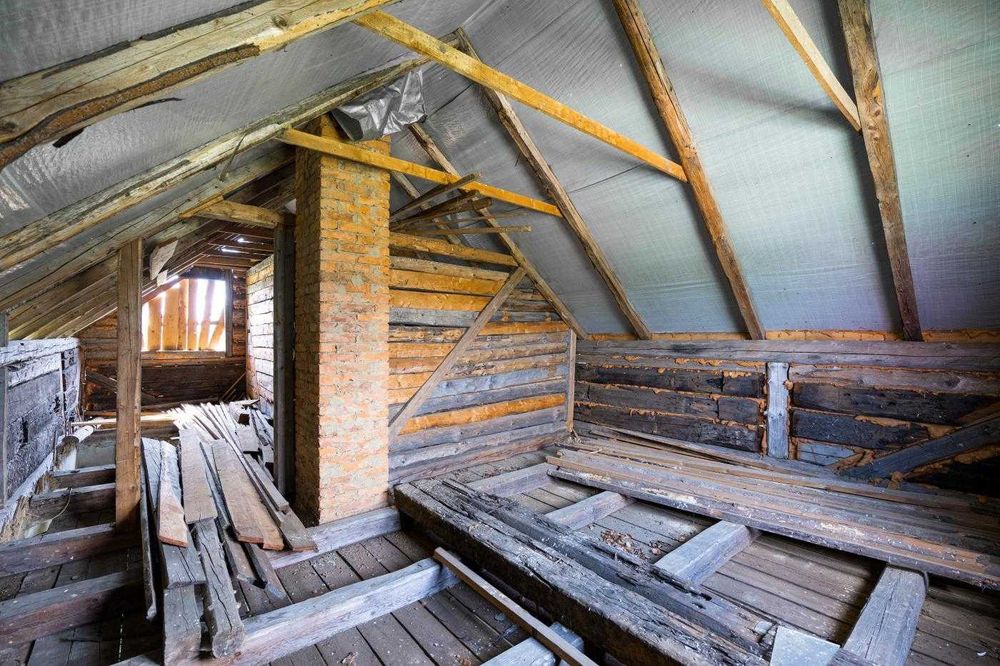 продаж дешевий будинок з великою ділянкою С.Любинці, стрийськ.р-н