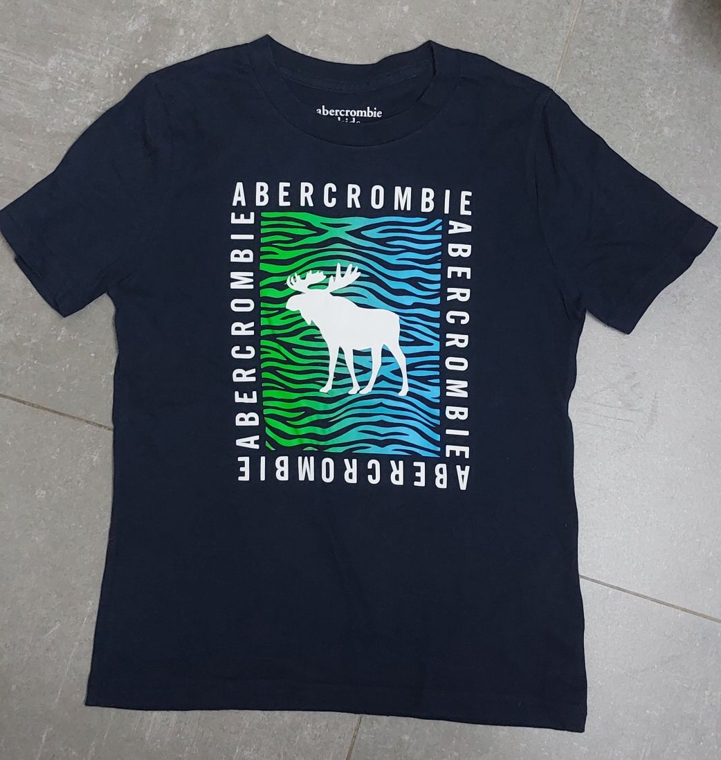 Tshirt Abercrombie para menino de 7 / 8 anos.