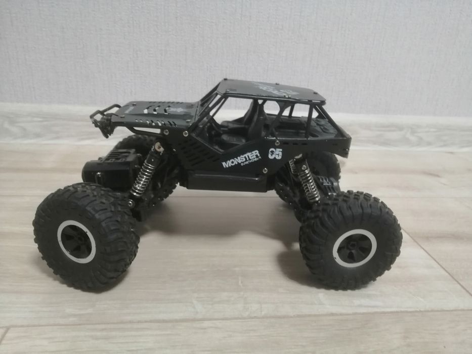 Джип на радиоуправлени