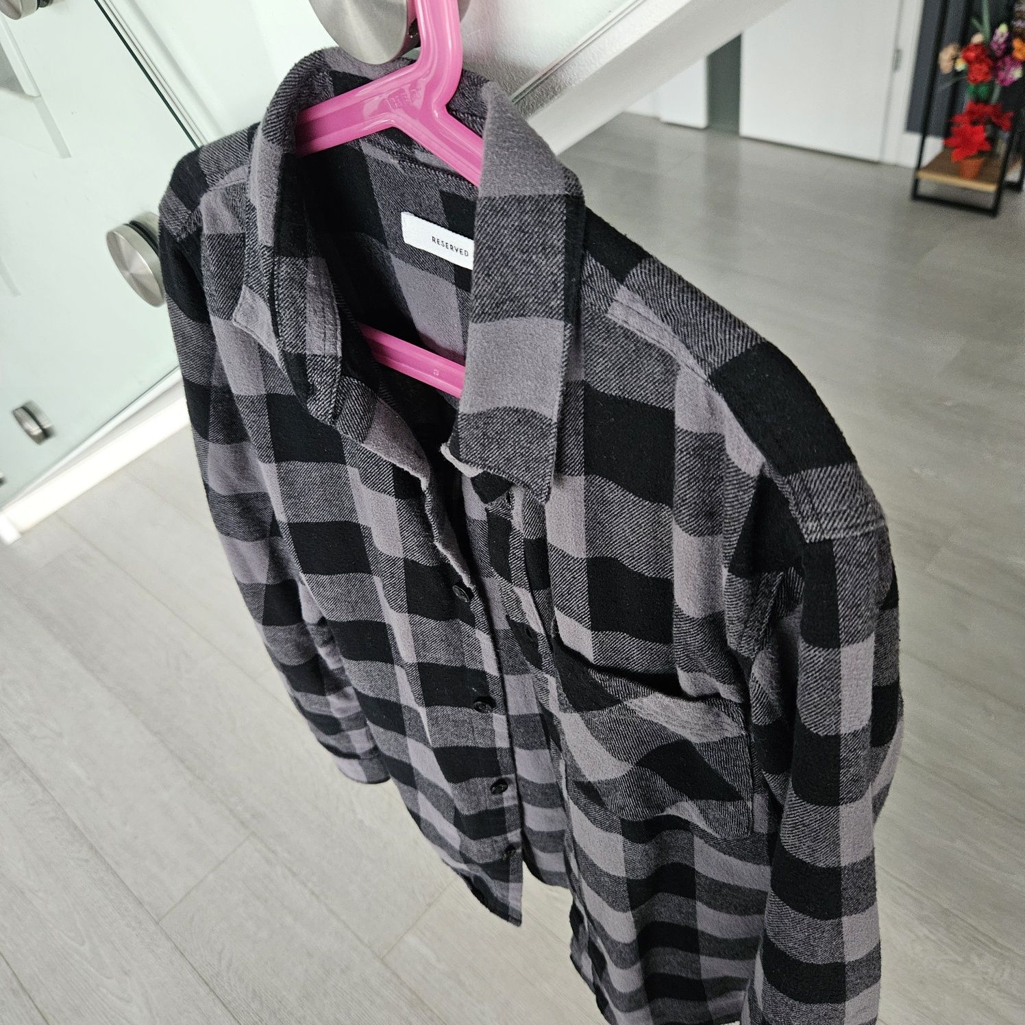 Koszula RESERVED flanelowa 146 chłopięca mało używana w kratkę