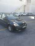 Renault clio com matricula estrangeira