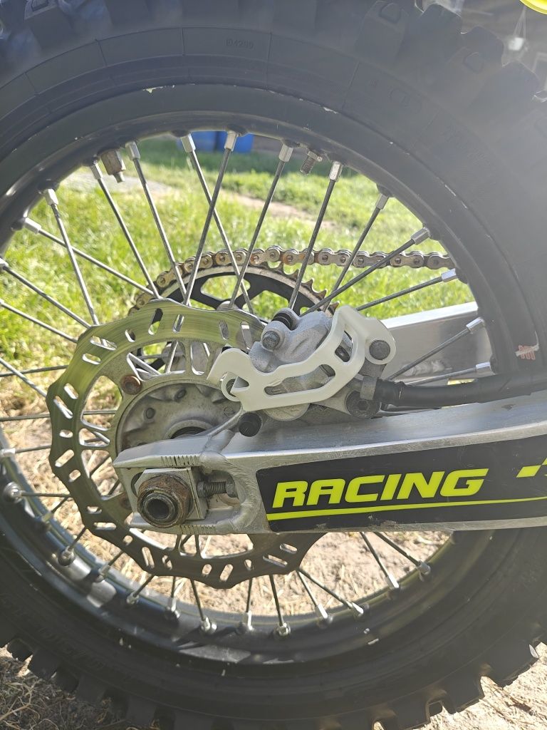 Suzuki RM-Z 250 2012 кросовий мотоцикл кросс Сузукі рмз 12