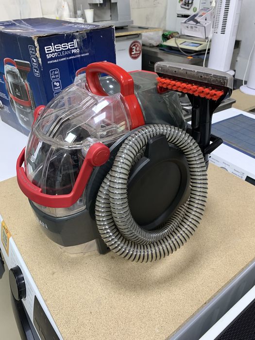 Миючий пилосос Bissell SpotClean Pro
