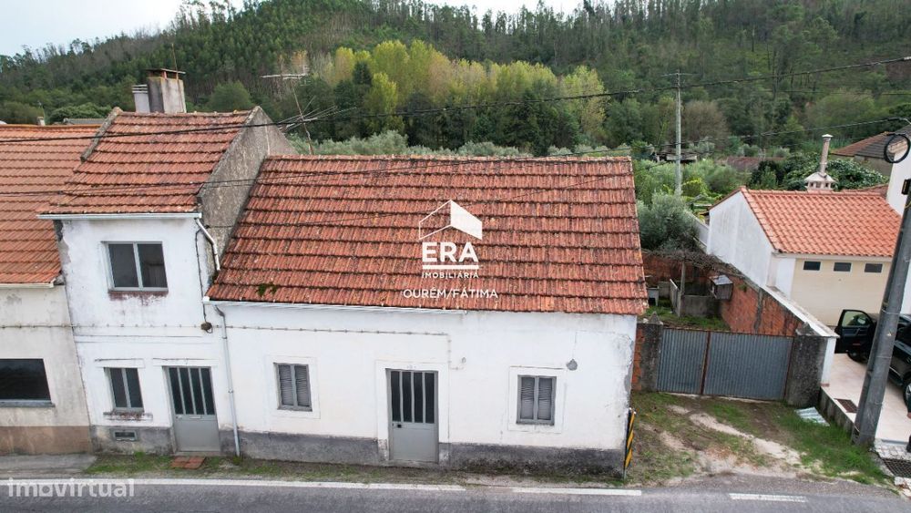 Moradia T3 localizada em Urqueira, Ourém