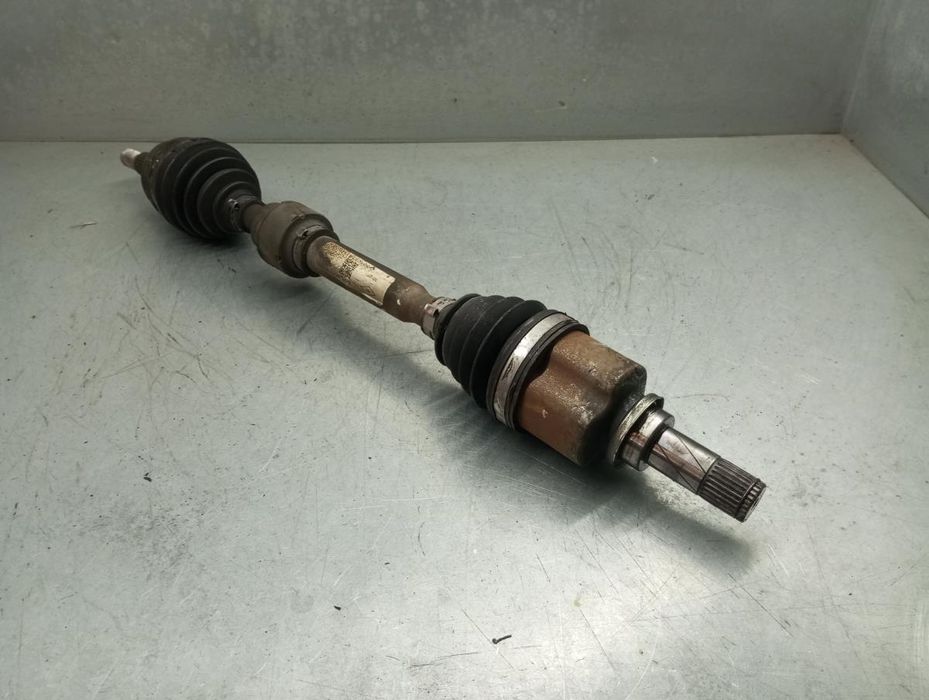 Transmissão frente esquerda DACIA Logan III