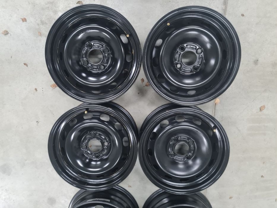Felgi stalowe '15' 4x108 Ford Fiesta czujniki TPMS.